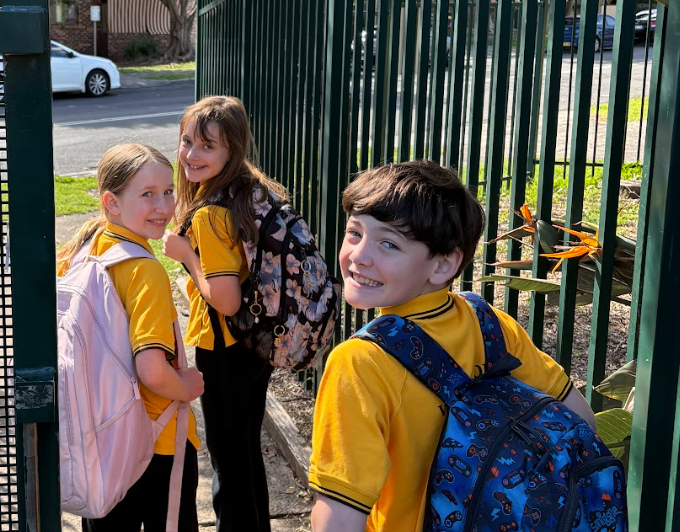 Children leaving the school gate