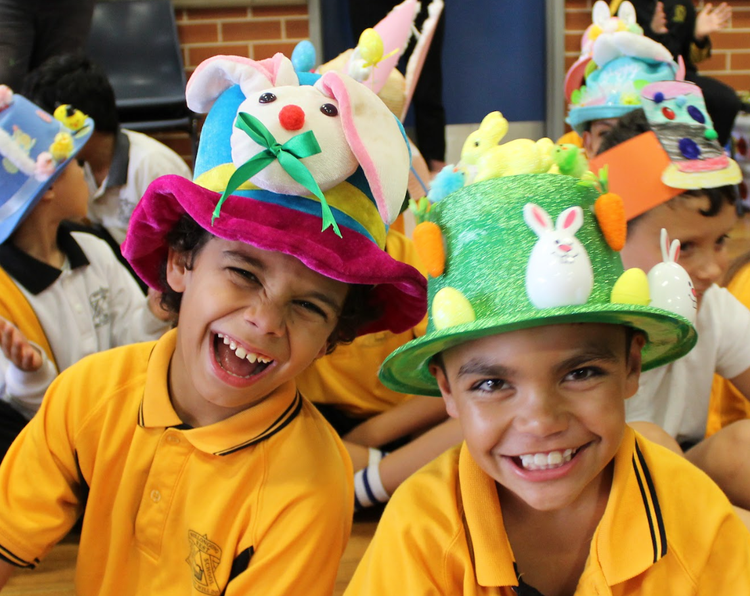 Children wearing Easter hats