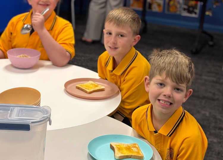 Children eating toast